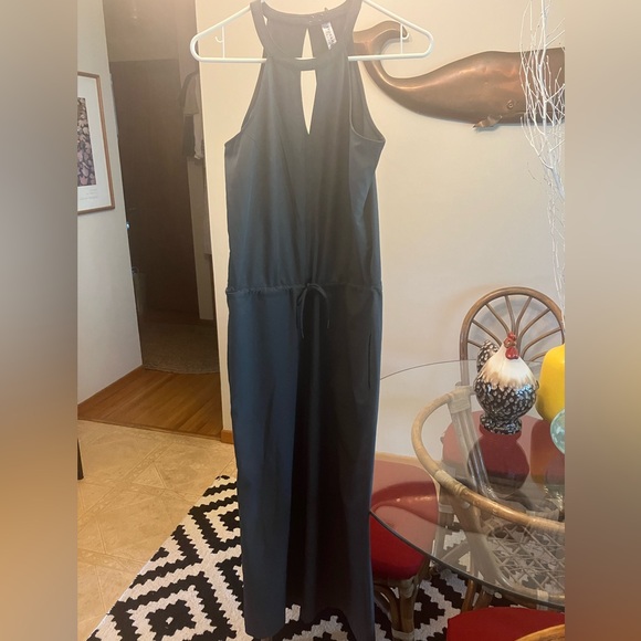 $88 Kyodan gray jumpsuit w/wide ankle length legs, tie waist, 4 way stretch.  XS - Picture 2 of 15